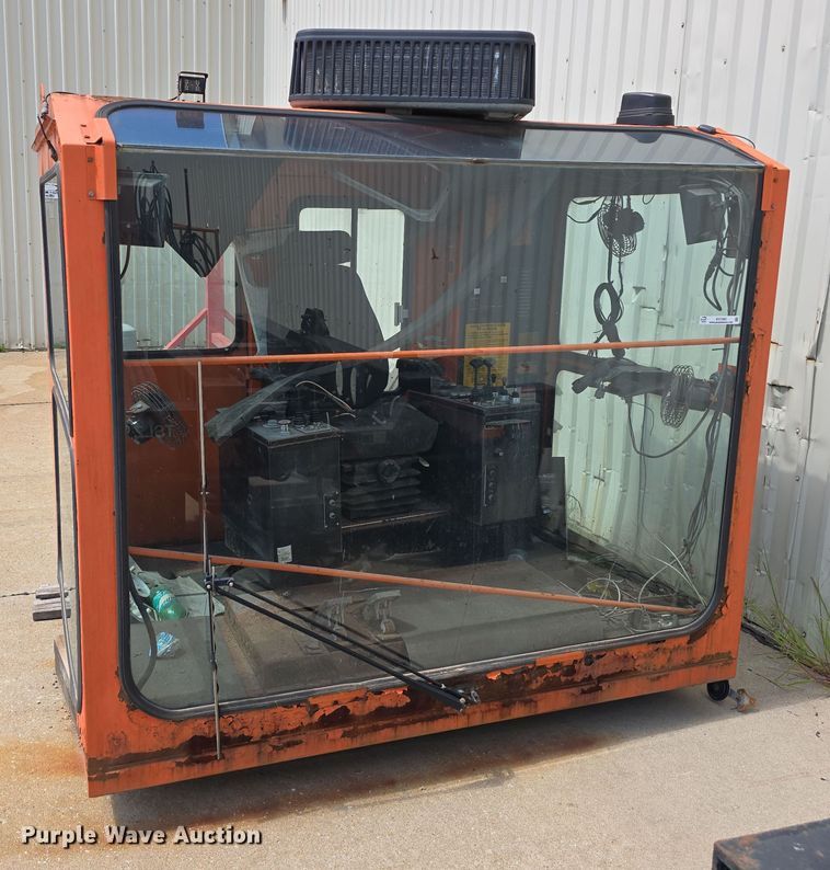 Mi-Jack crane operators station - EO1563