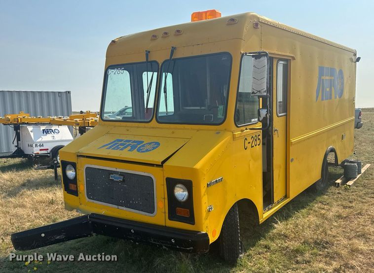 1983 Chevrolet P20 delivery van - ER2214