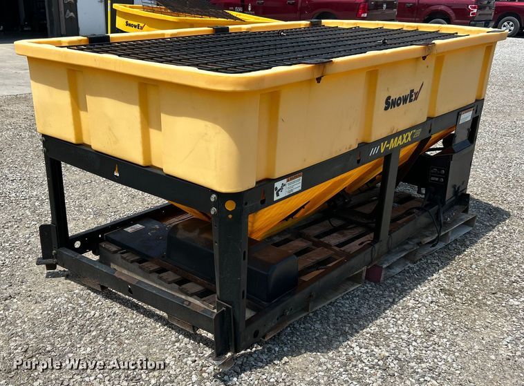 Snow Ex V-Max G2 spreader - ET3007