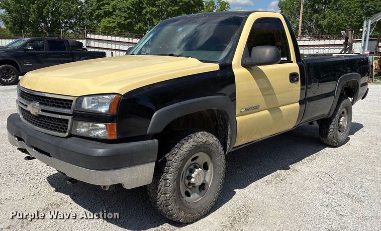2007 Chevrolet Silverado 2500HD pickup truck - ND9767