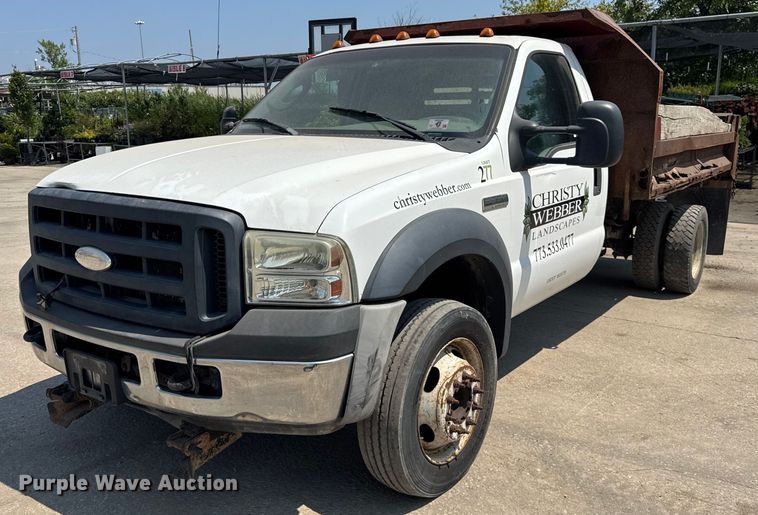 2007 Ford F550 dump truck - DJ9687