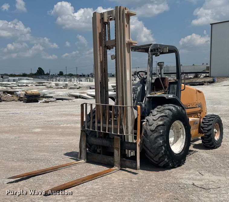 Case 588G forklift - DO0953