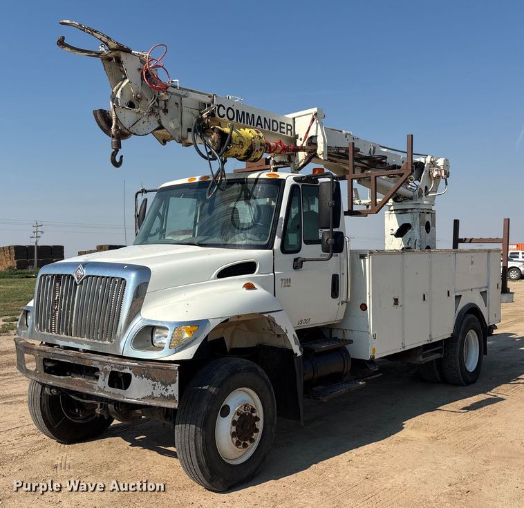 2006 International WorkStar 7300 digger derrick truck - DT3253