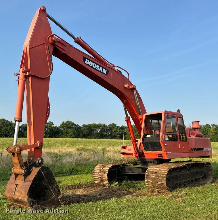 1992 Daewoo DH280 excavator - DW3448