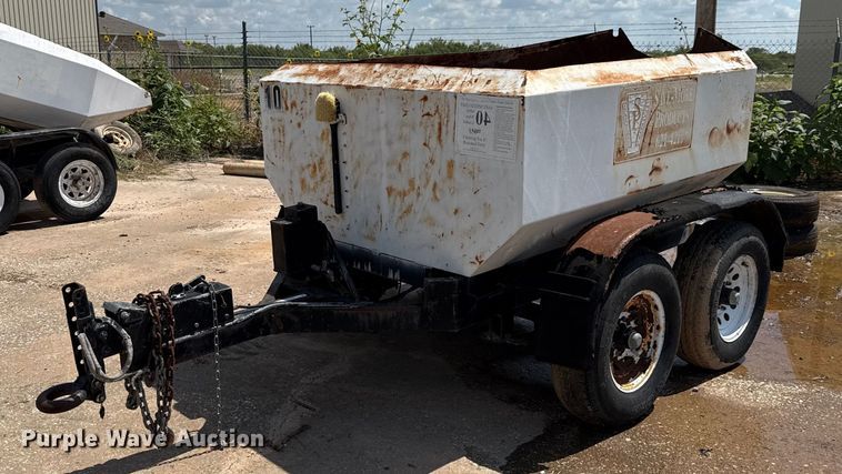 Concrete dump trailer - DX5722