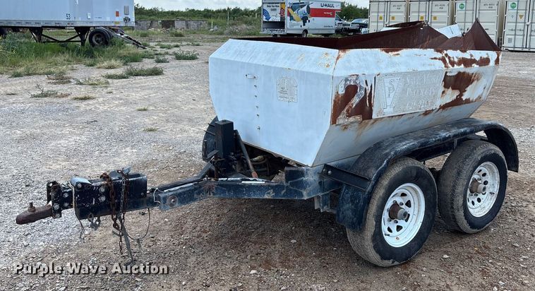 Concrete dump trailer - DX5726