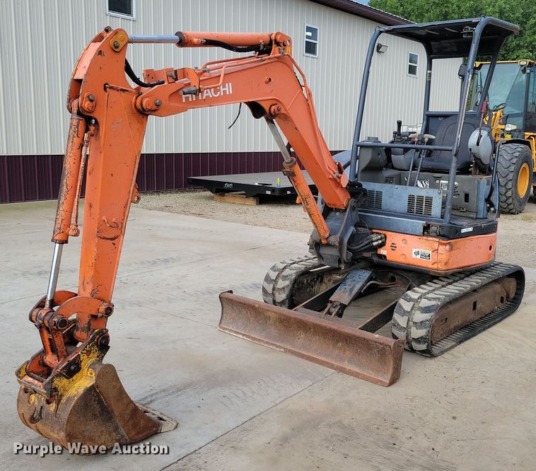 2006 Hitachi Zaxis 27U mini excavator - DX7409