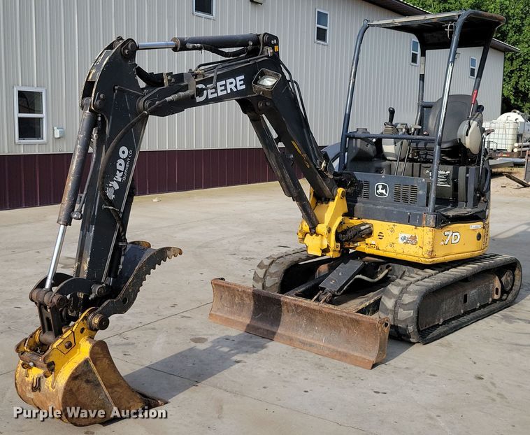 2012 John Deere  27D mini excavator - DX7410