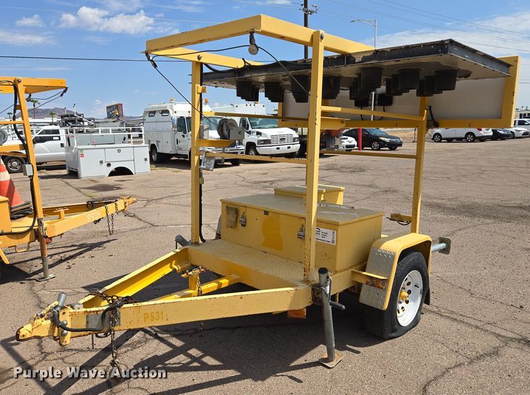 Arrow board trailer  - EC3748