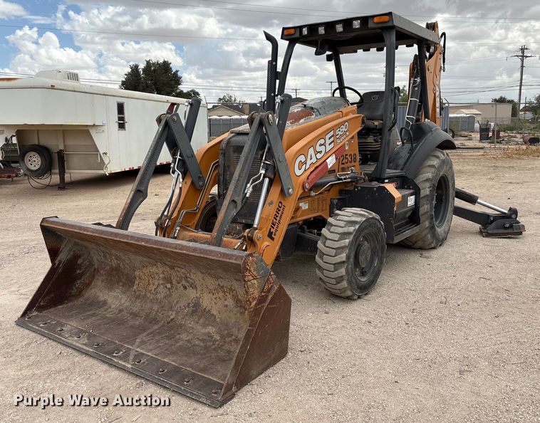 2017 Case 580 Super N backhoe - ED2533
