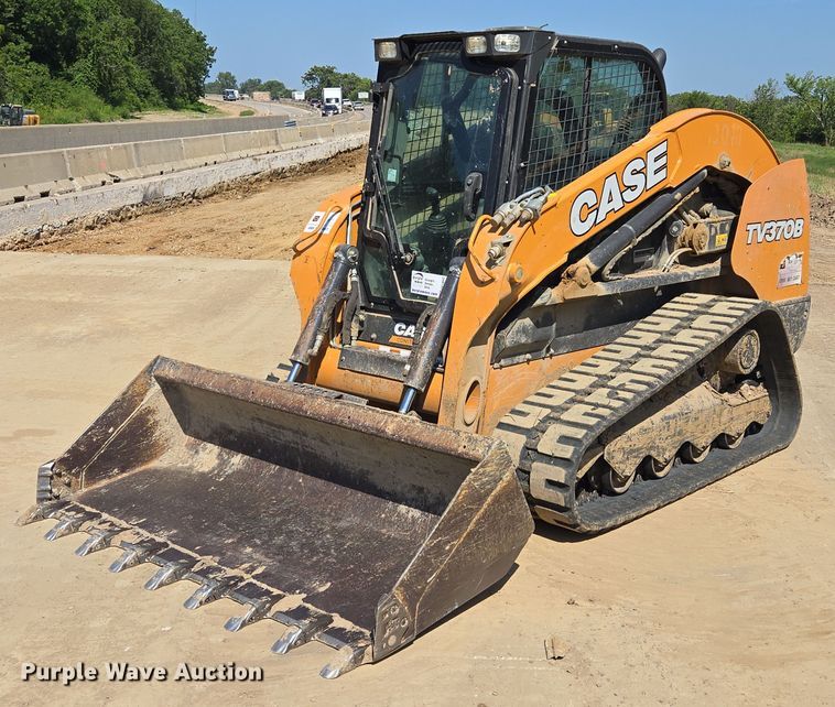 2020 Case TV370B tracked skid steer loader - EF1842