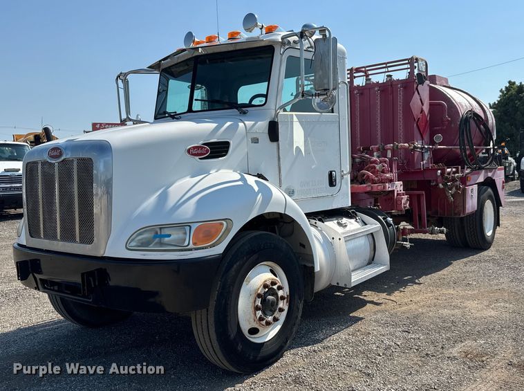 2013 Peterbilt 337 oilfield acidizing pump truck - EG6086
