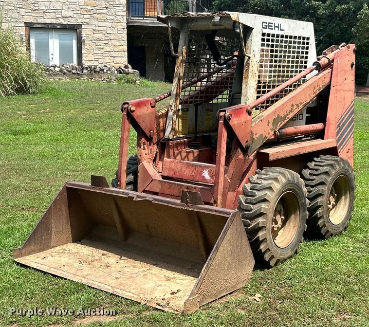 1988 Gehl SL4610 skid steer loader - EK8486
