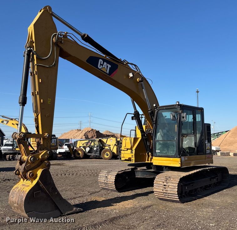 2018 Caterpillar 325FLCR excavator - EL6085