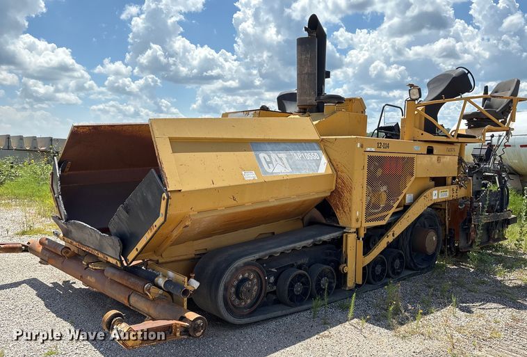 Caterpillar AP1055D paver - EM0563