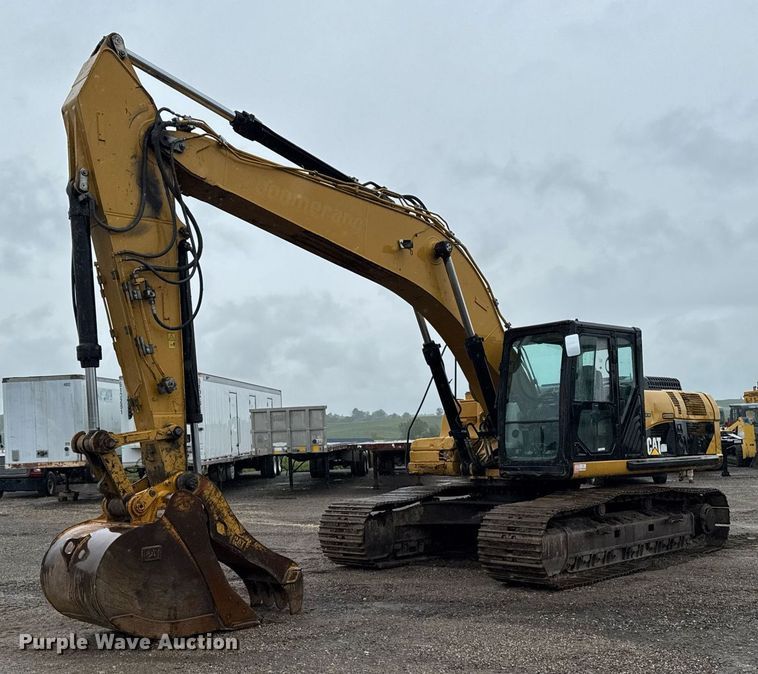 2011 Caterpillar 329D L excavator - EM2218