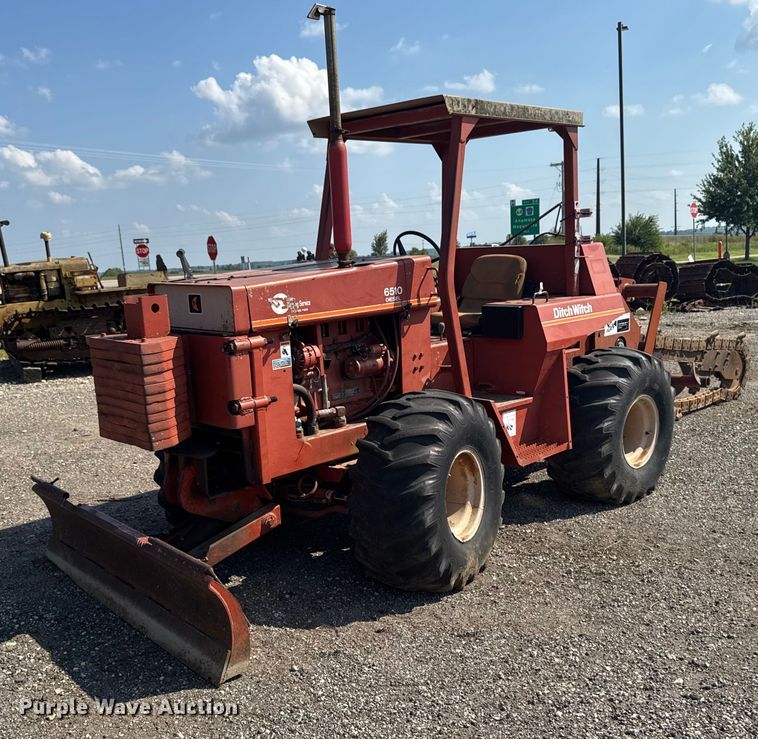 1987 Ditch Witch 6510 trencher - EM2248
