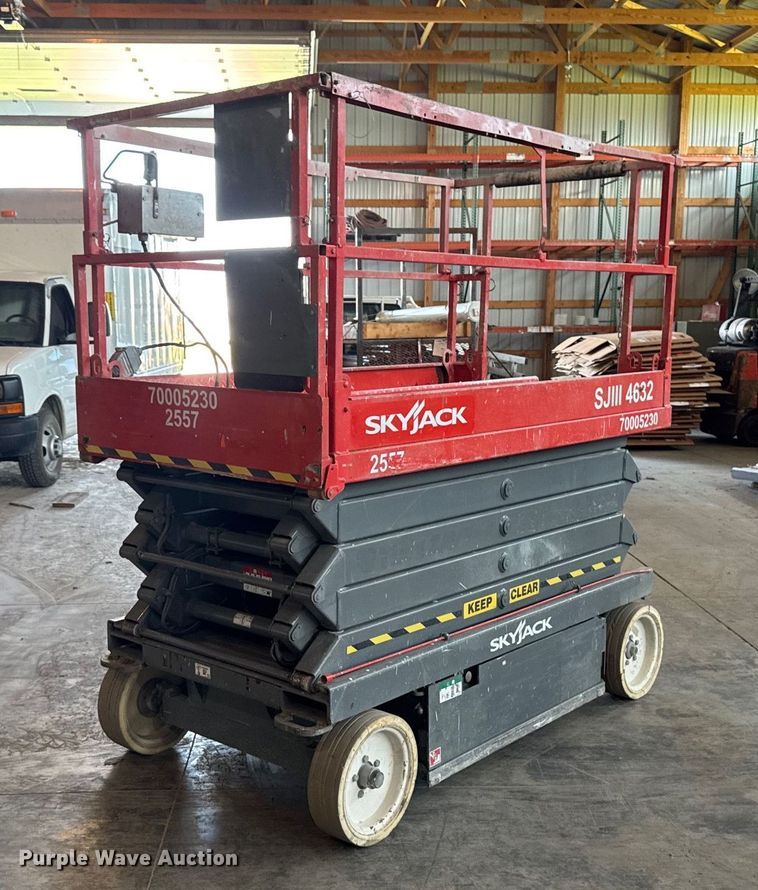 2008 Skyjack SJ III 4632 scissor lift - EM2295