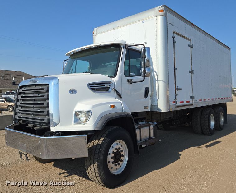 2014 Freightliner 108SD box truck - EN8336