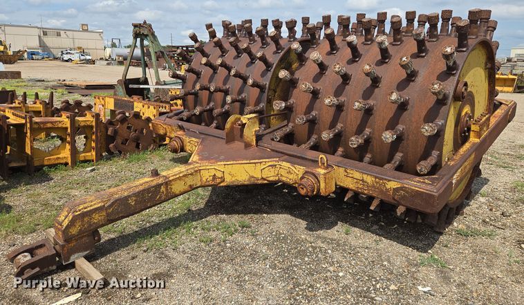 Ferguson double roller sheepsfoot roller - EN8459