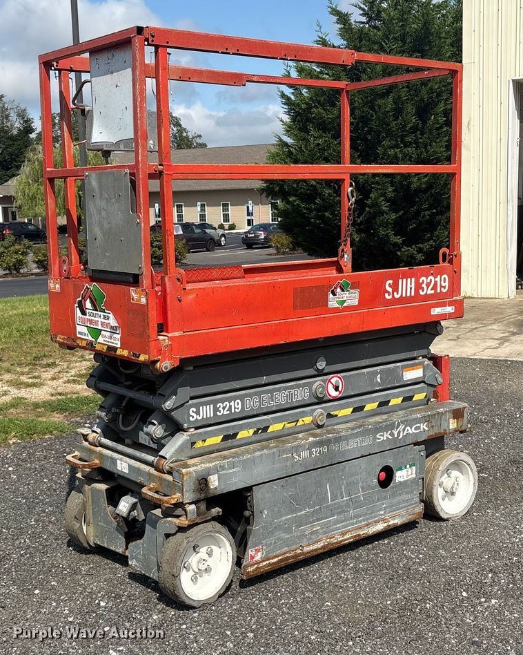 2013 Skyjack SJIII 3219 scissor lift - ET8517