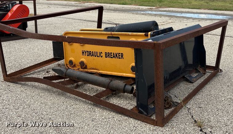 2023 Wolverine CB-11-750F skid steer breaker - EU0025