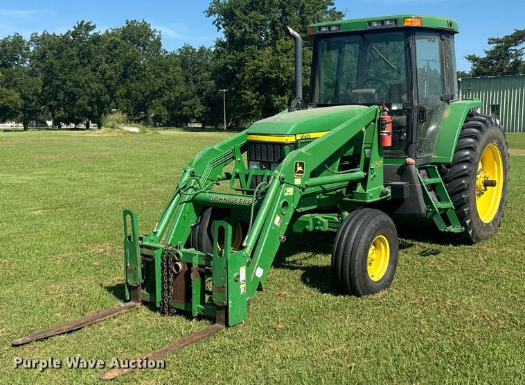 1997 John Deere 7210 tractor - DU9432