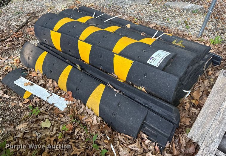 Approximately 30 speed bumps - DW3481