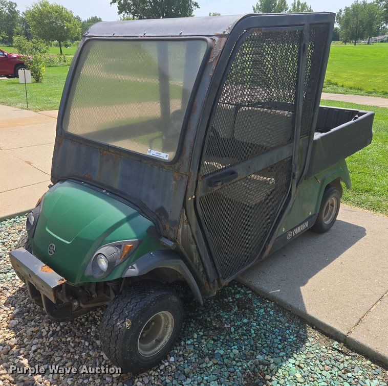 Yamaha YTF2X3 golf cart - DY1097