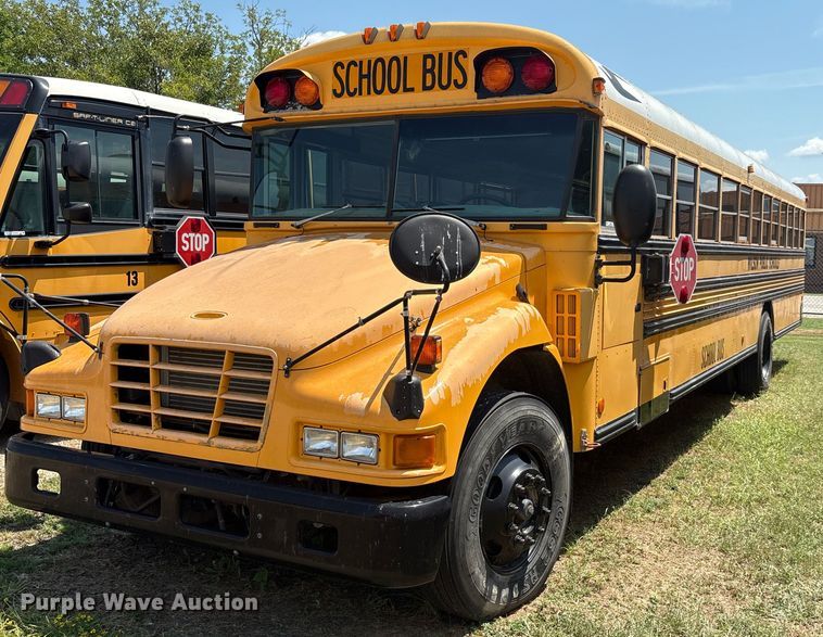 2005 Blue Bird Vision school bus - EU0022