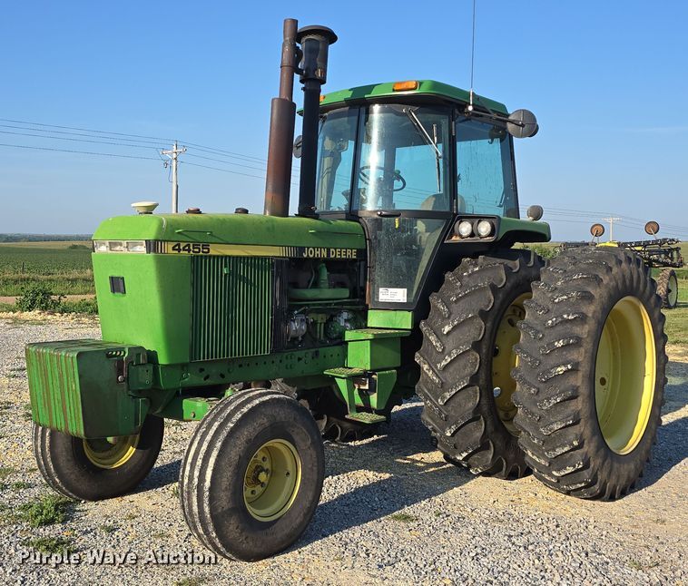 1992 John Deere 4455 tractor - DR3976