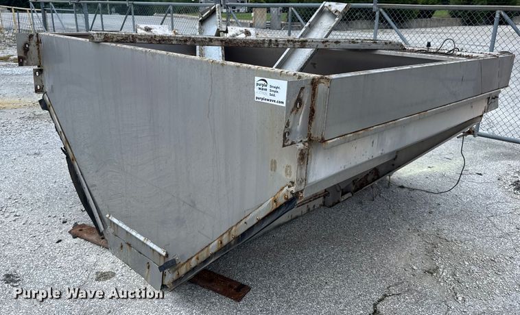 New Leader L4000G4 spreader bed - DW3489