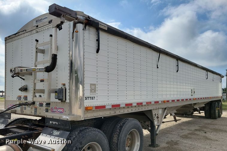 2013 Wilson Pacesetter grain trailer - DX7435