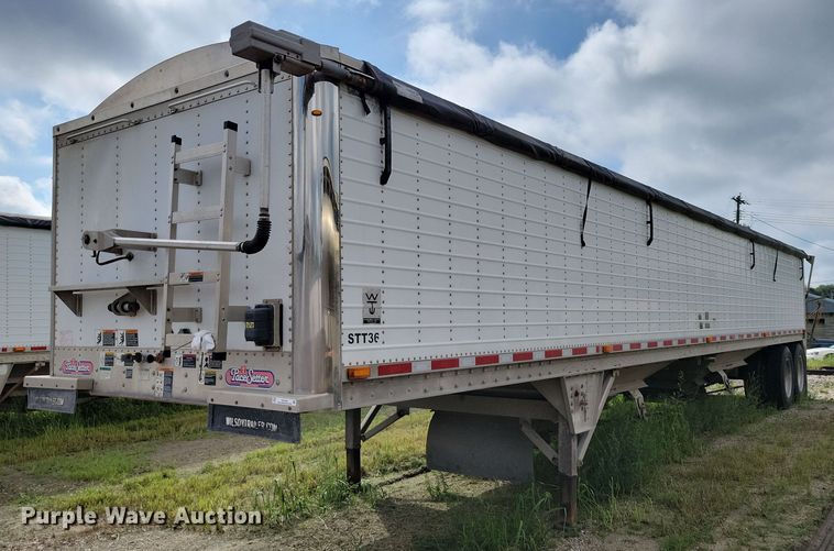 2013 Wilson Pacesetter grain trailer - DX7436