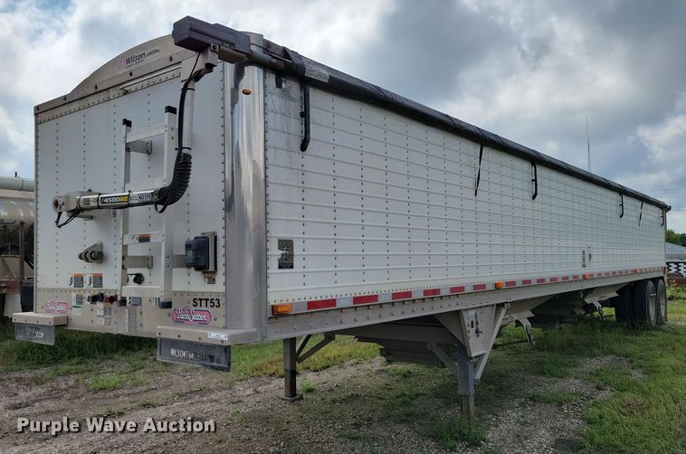 2014 Wilson Pacesetter grain trailer - DX7438
