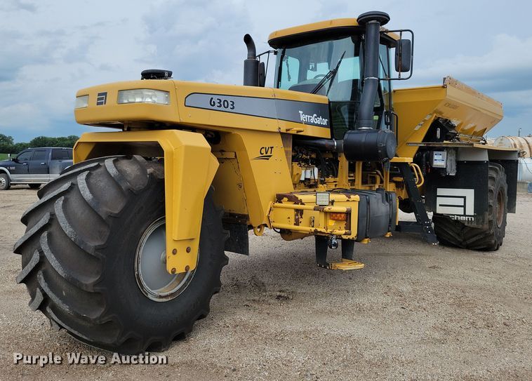 2011 TerraGator 6303 spreader - EA2514