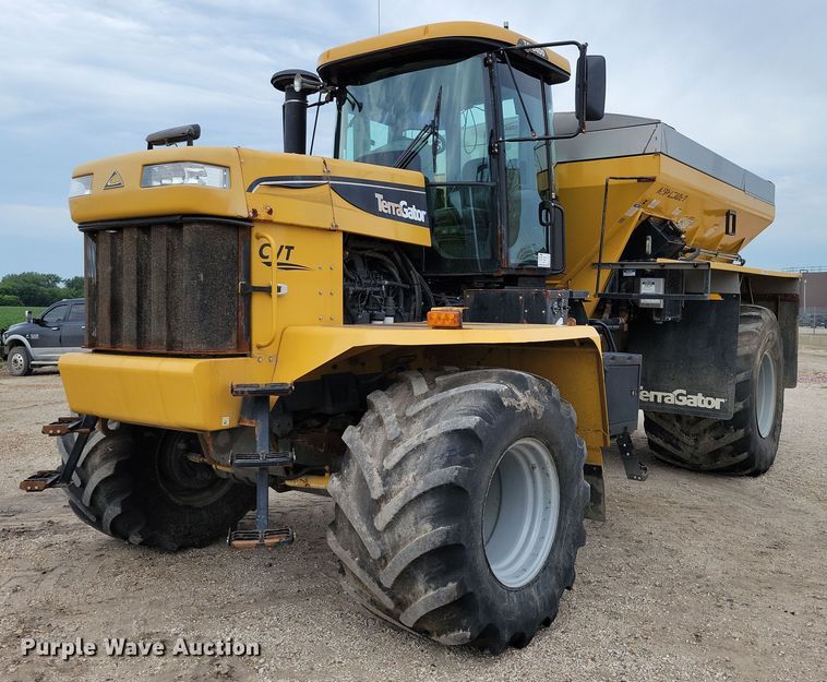 2013 TerraGator TG8400 spreader - EA2520