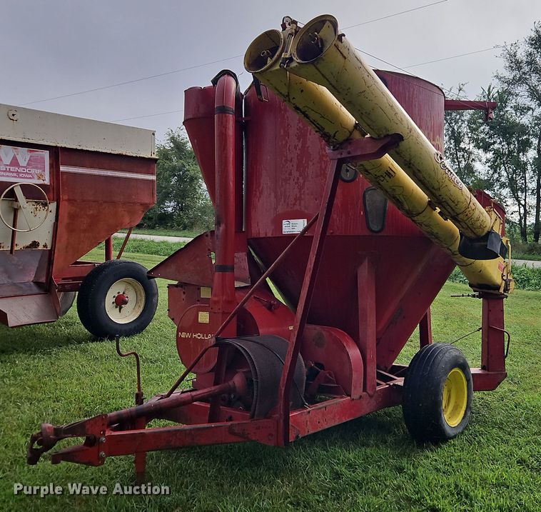 New Holland 354 feed grinder/mixer - EB8248
