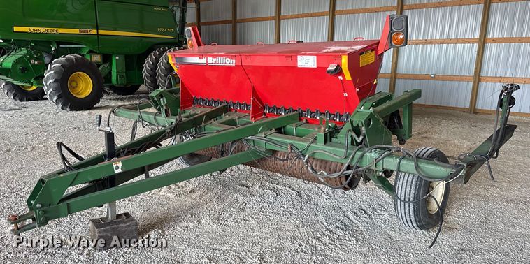 Brillion Turf maker SL-208 seeder - EF2155