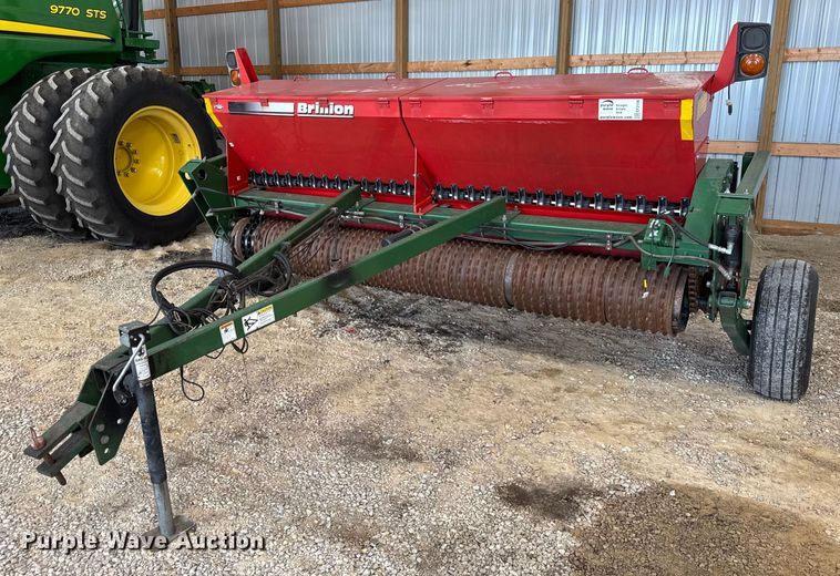 Brillion Turf maker SL-210 seeder - EF2156