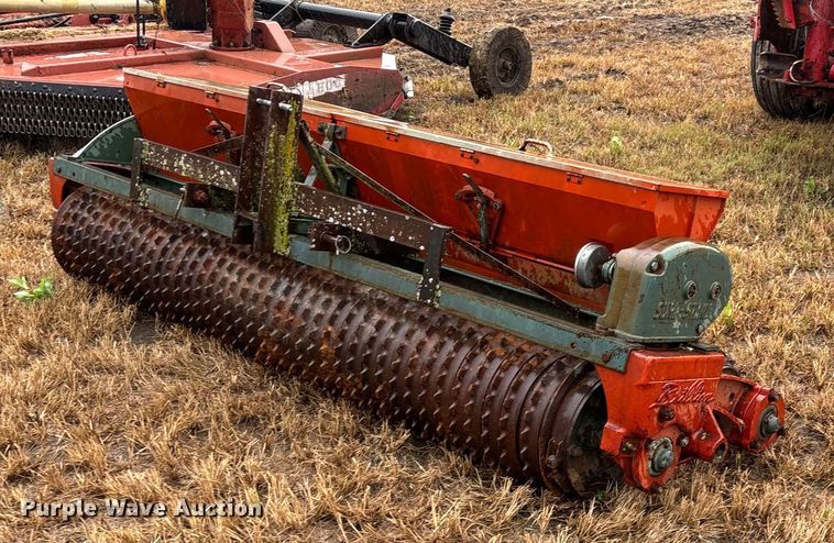 Brillion SST-961 seeder - EN5544