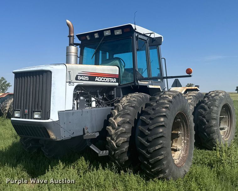 1997 AgcoStar 8425 4WD tractor - ER2271