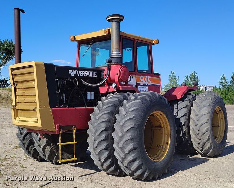 1984 Versatile 945 4WD tractor - IP9656