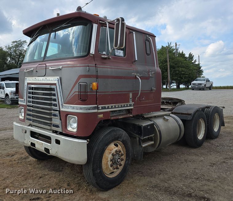 1979 International Transtar II semi truck - DP8837