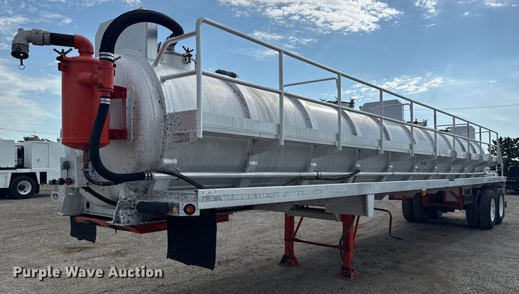 2012 Dragon Products LTD. vacuum trailer - EG6126