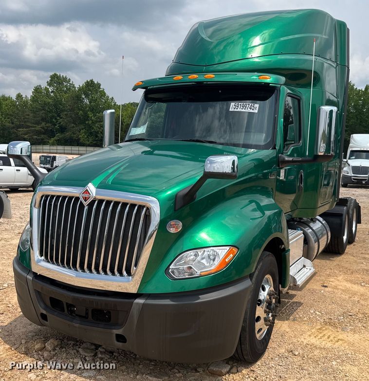 2020 International LT625 semi truck - YA0593