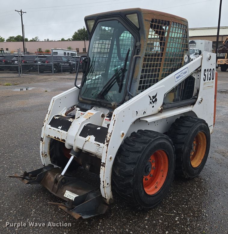 2004 Bobcat S130 skid steer loader - EN8390