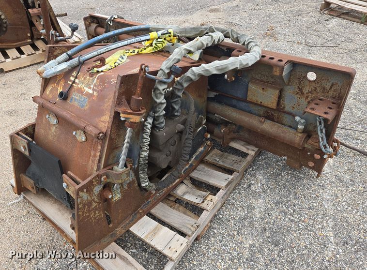 Bobcat skid steer cold planer - EN8394