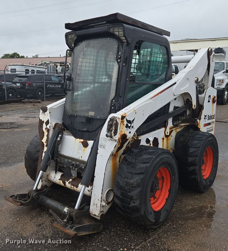 2013 Bobcat S770 skid steer loader - EN8398