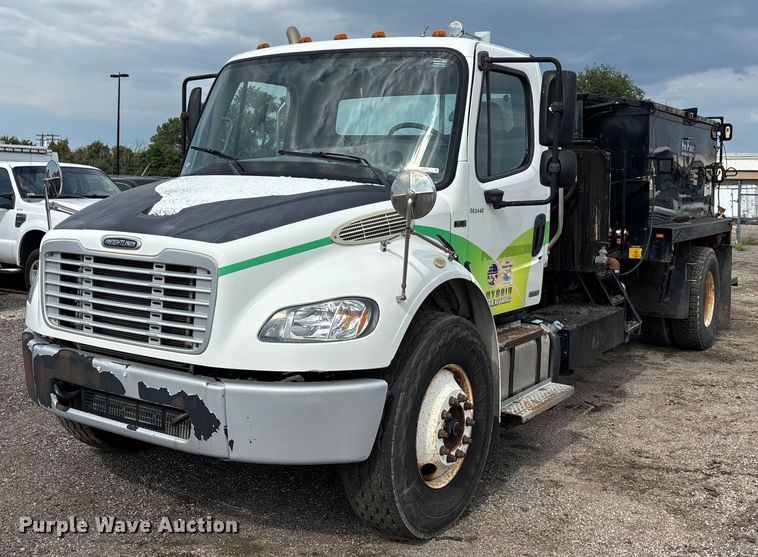 2012 Freightliner Business Class M2 pothole patcher truck - EN8444